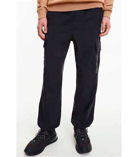 pantalone negro calvin klein